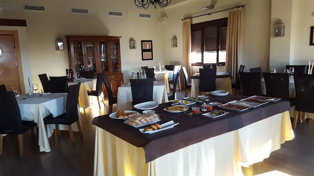 Hotel-Escuela El Rondón_Cebreros_slider_image_1