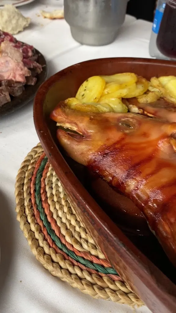 Restaurante Asador Chumbica_Fuente el Saúz_slider_image_2