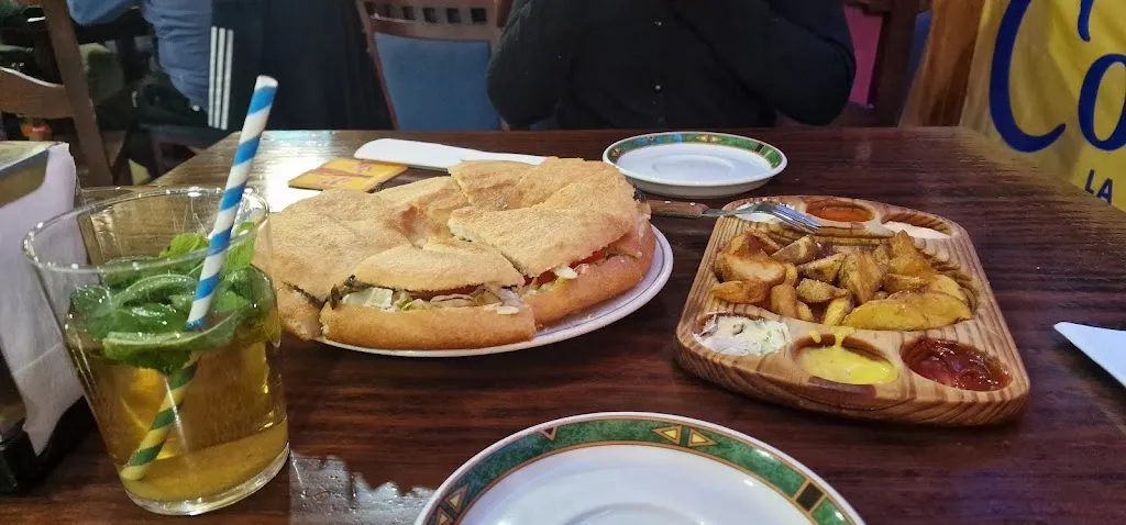 Kopal Gakkhar_Arizona_Fuente el Saúz_recensione