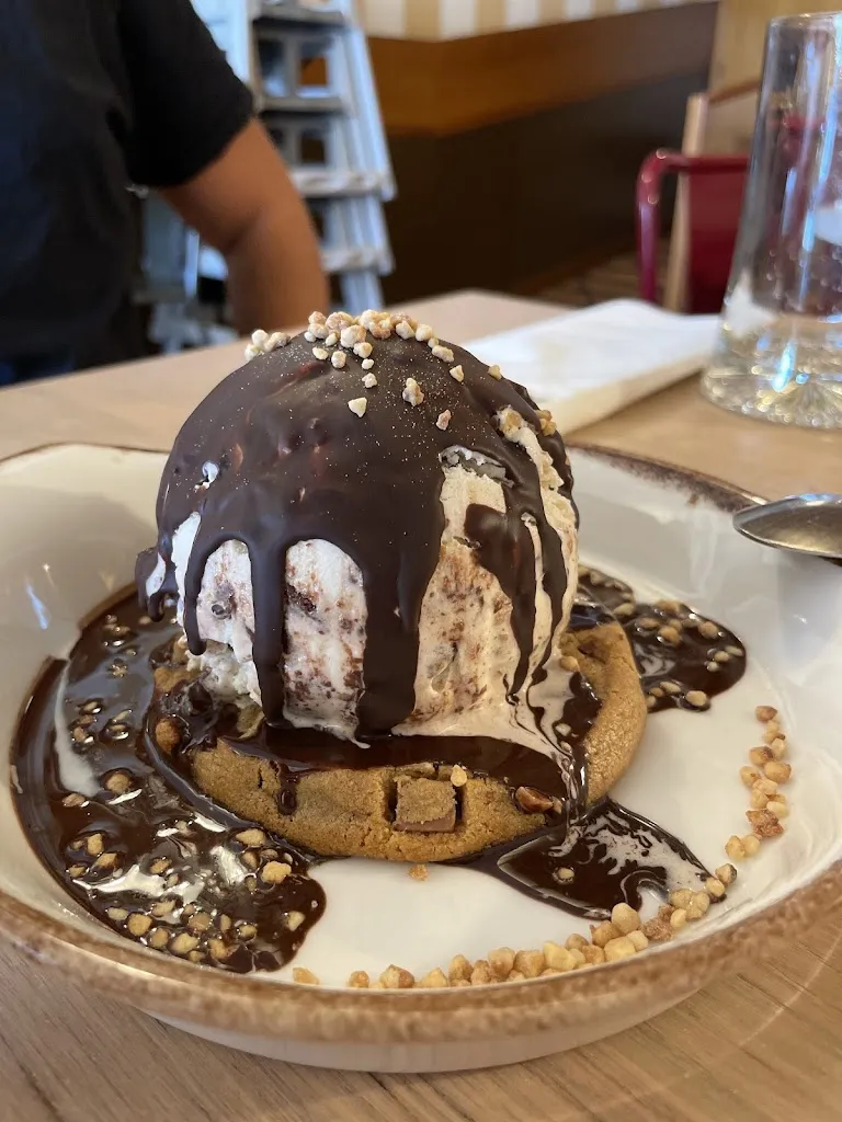 Claudia_Ginos_Fuente el Saúz_recensione