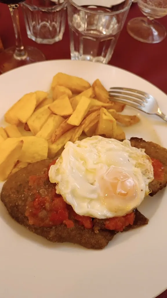 Pablo Sañoso Vela_Bar - Restaurante El Carillón_Garganta del Villar_review