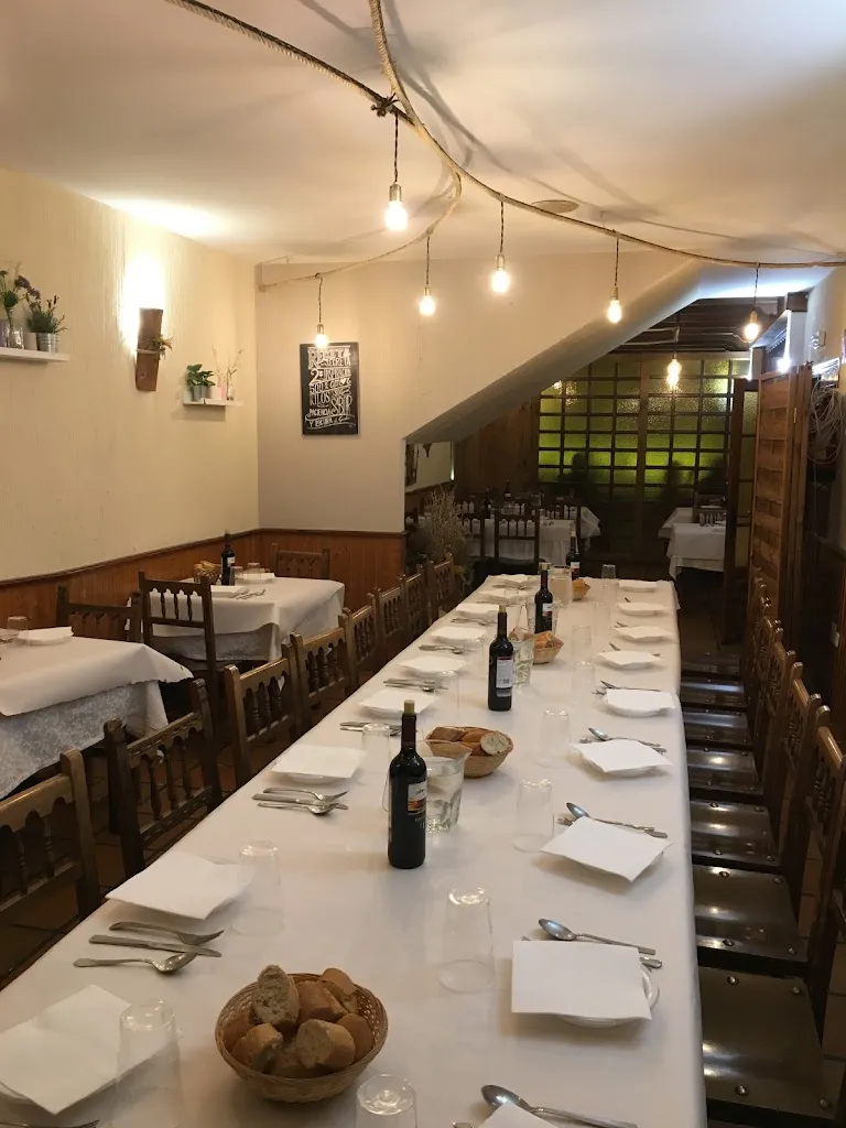 Bar - Restaurante El Carillón_Garganta del Villar_slider_image_1