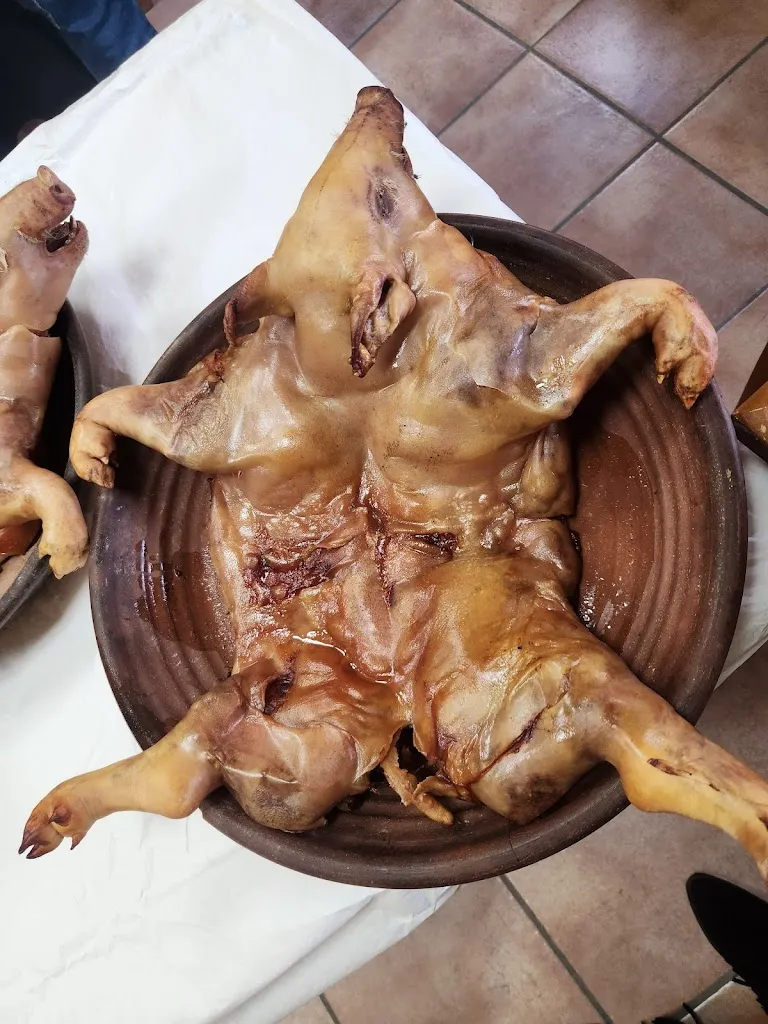 Bar Gutierre Muñoz_Gutierre-Muñoz_slider_image_3