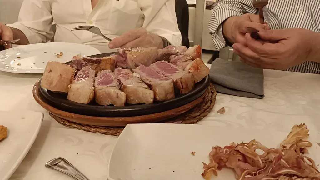 Mesón El Gordo S.L._Higuera de las Dueñas_slider_image_2