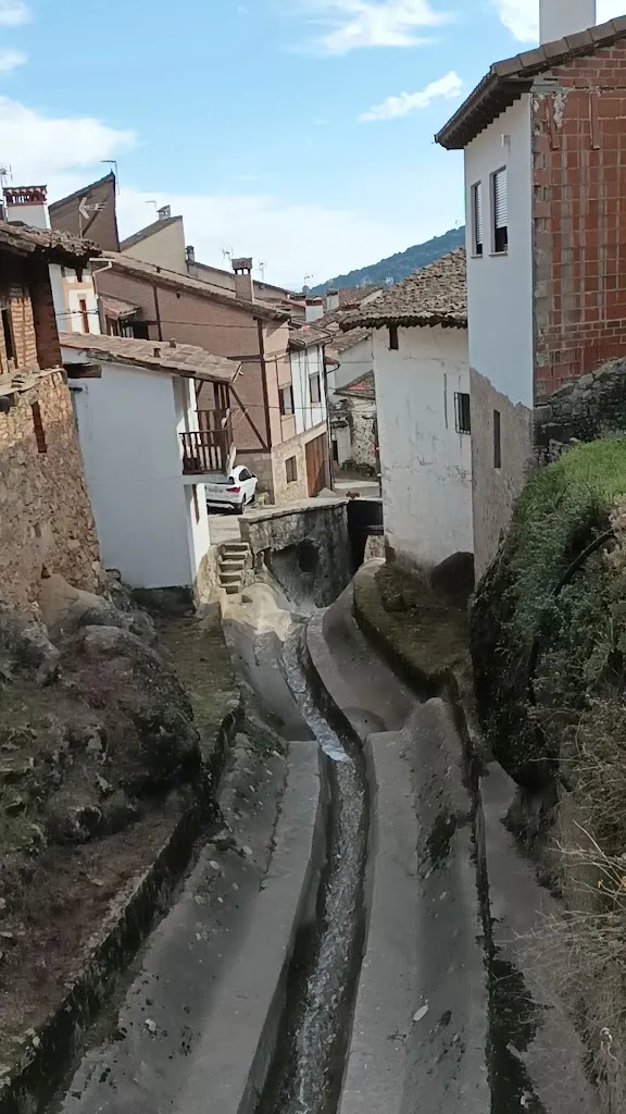 felix music_La Taberna de Kapa_Guisando_review