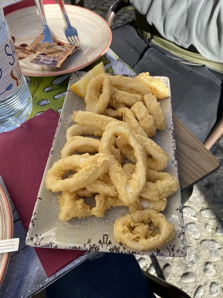 La Taberna de Kapa_Guisando_slider_image_2