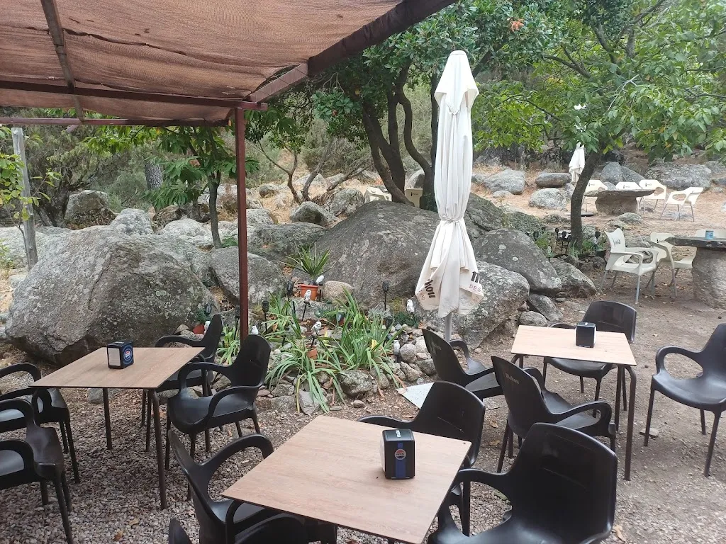 QUB Bernard_Kiosco La Cabra_Guisando_review