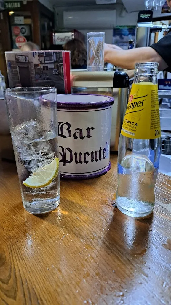 Adrian Garro_Bar El Puente_Guisando_review