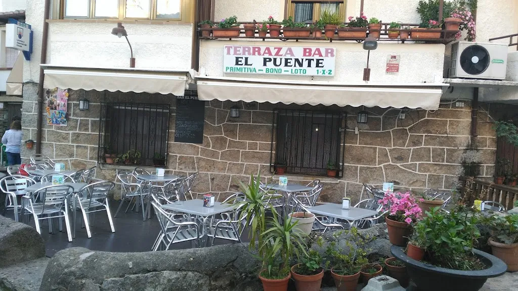 Bar El Puente restaurant in Guisando