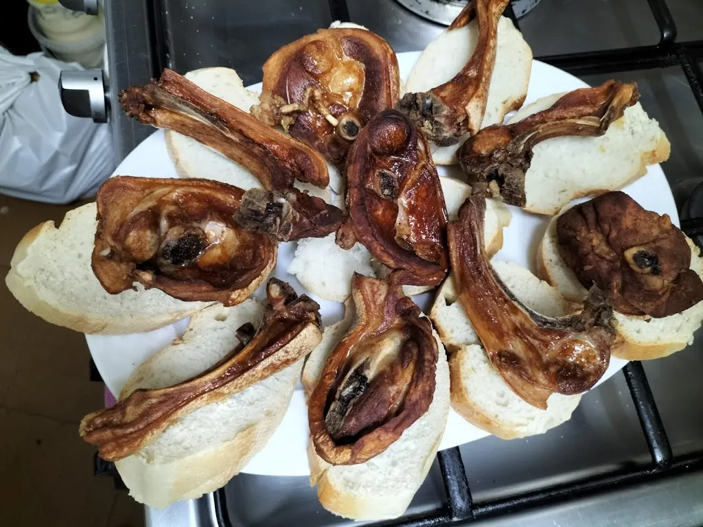 Bar El Puente_Guisando_slider_image_2