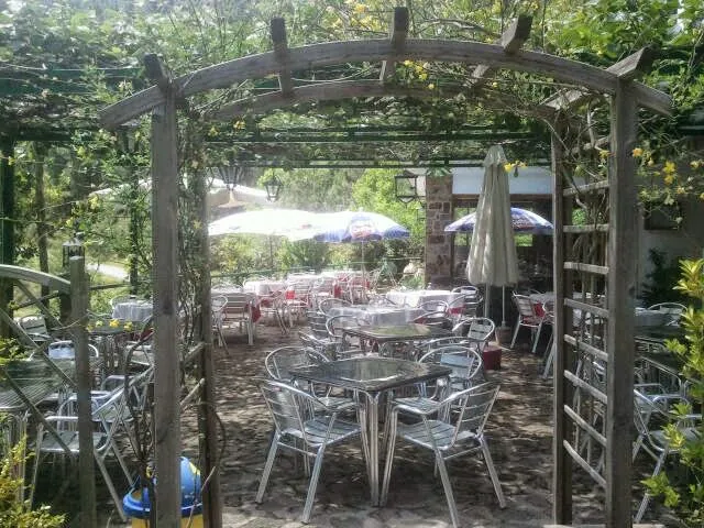 Hostal Restaurante Fogón de Gredos restaurant in Guisando