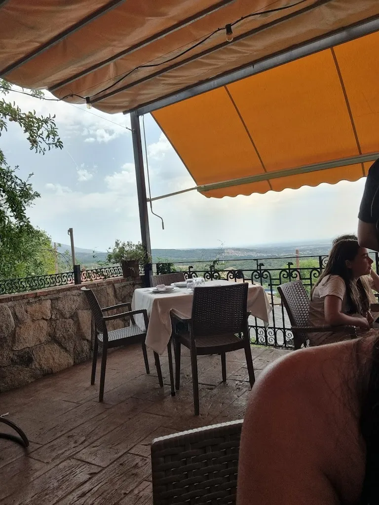 Maria Hevia_Restaurante El Mirador de Gredos Candeleda_Candeleda_recensione