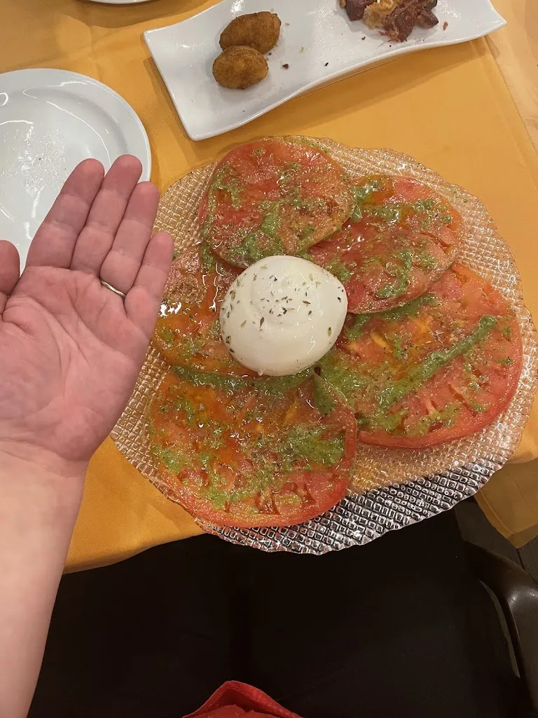 Tereza Špornová_Cervecería El Mirador de Candeleda_Candeleda_avis