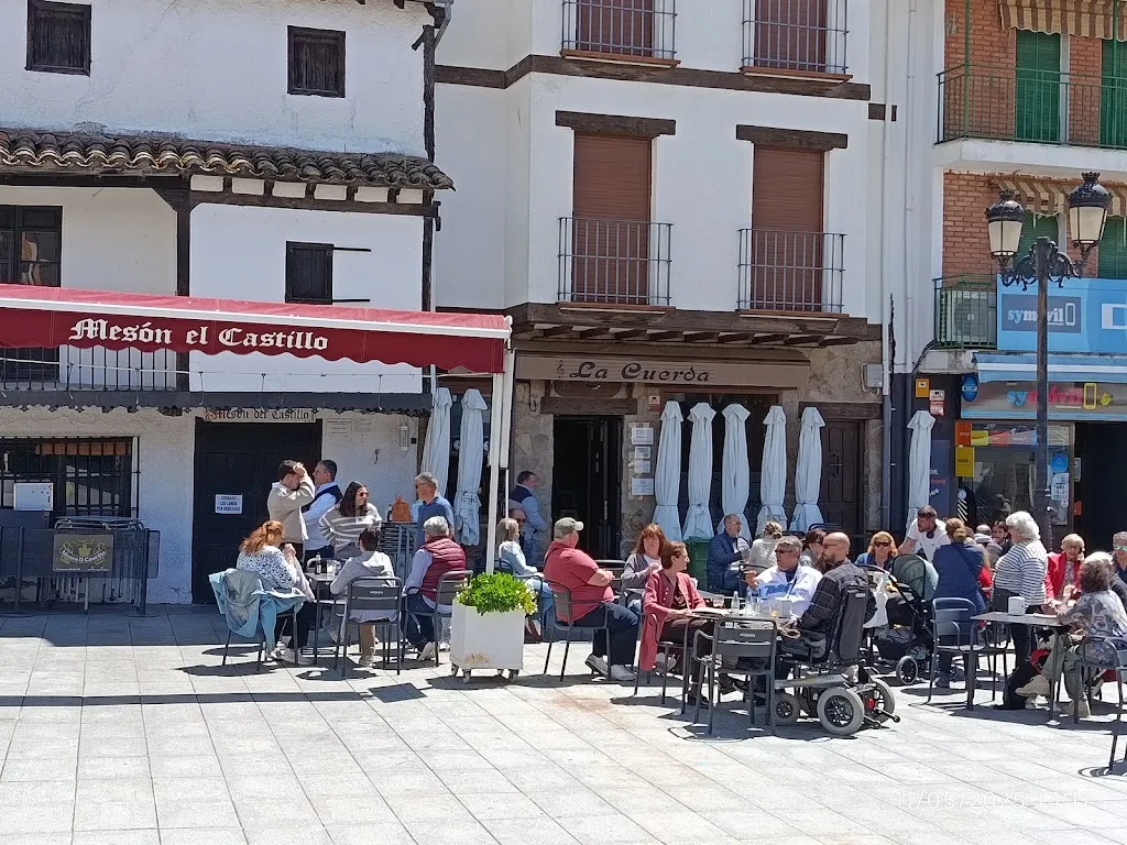 Meson el Castillo SL_Candeleda_slider_image_1