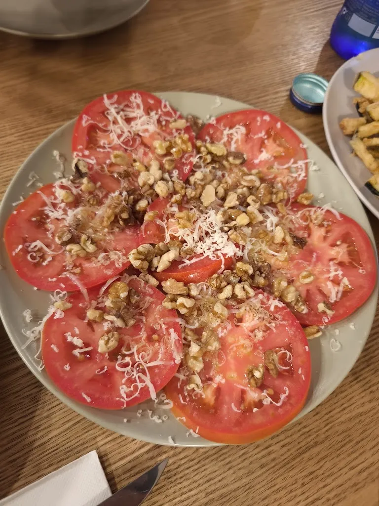 Alfredo Vara_El Huerto de Victoria_Candeleda_review