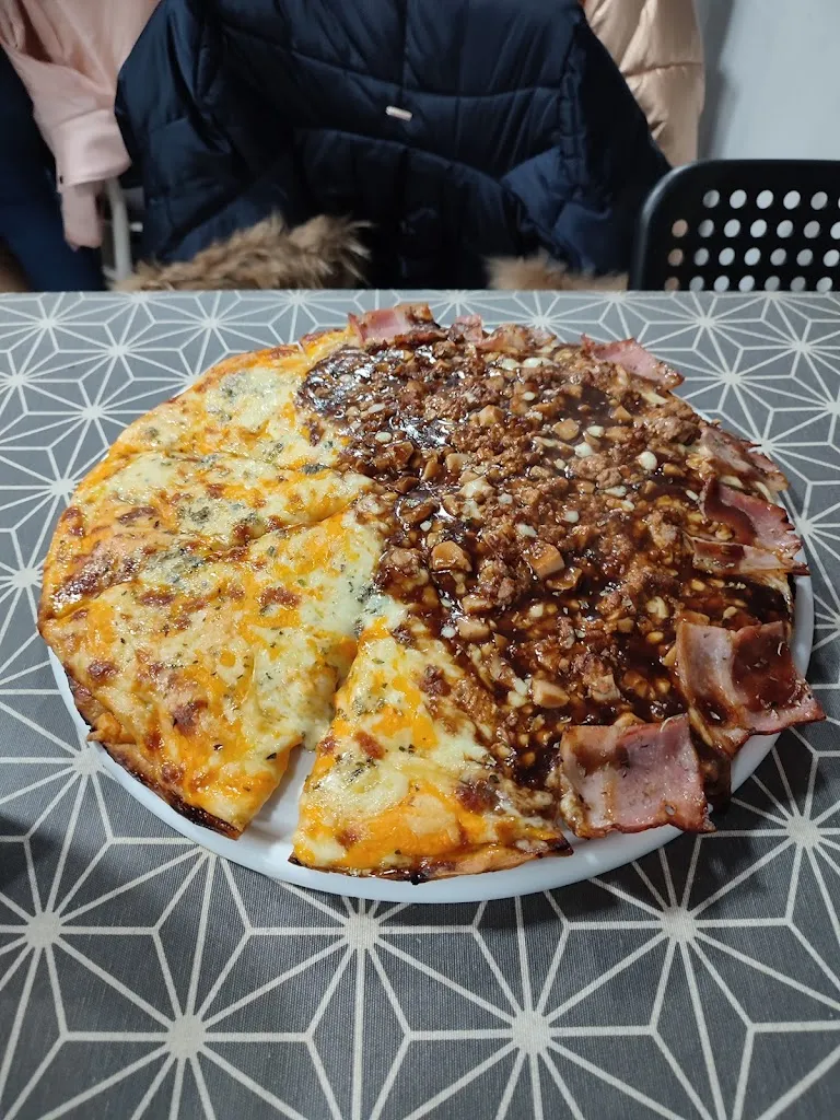 Menu_Pizzeria Hamburgueseria Artesana doña julia_Candeleda_image_4