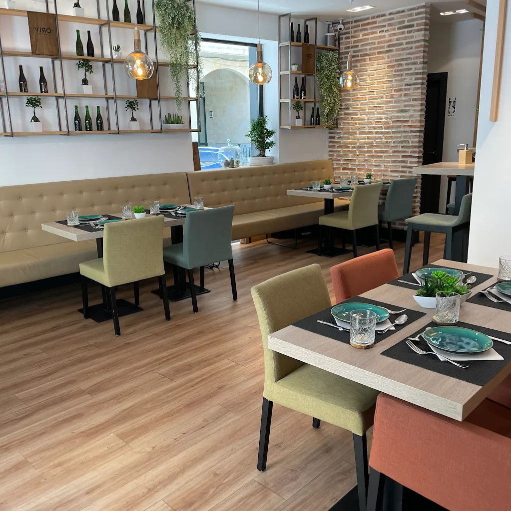 VIRÓ GASTROBAR restaurant in Gilbuena