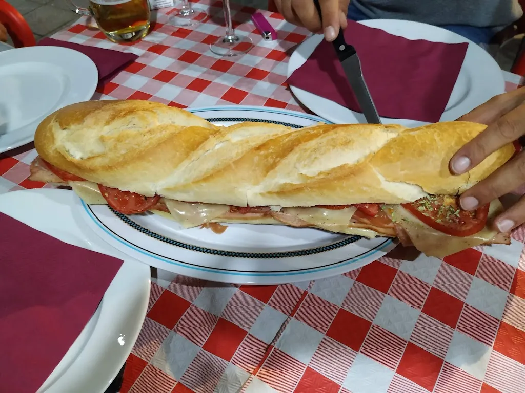 Menu_Restaurante Los Castaños_Gilbuena_image_9