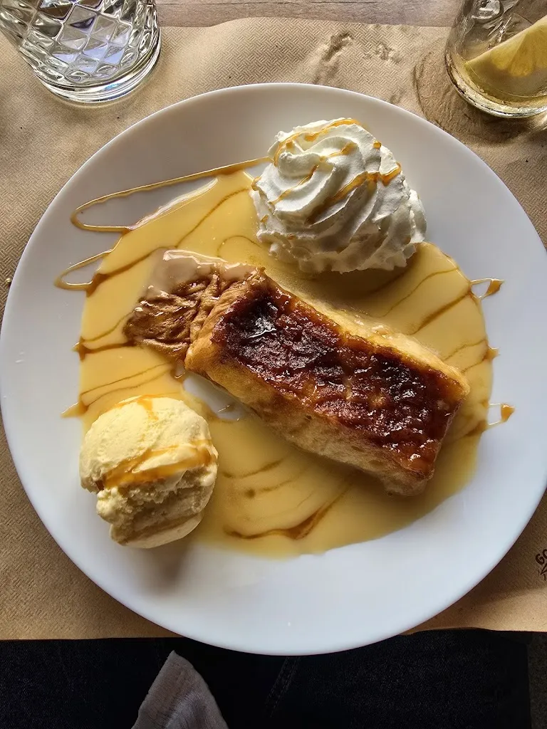 Jefferson GM_Restaurante Los Castaños_Gilbuena_review