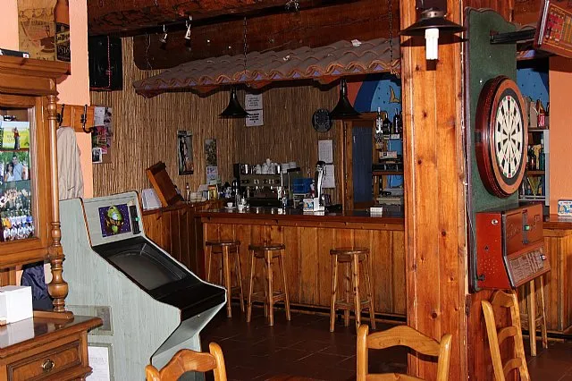 Mamakilla bar restaurant in Hoyocasero