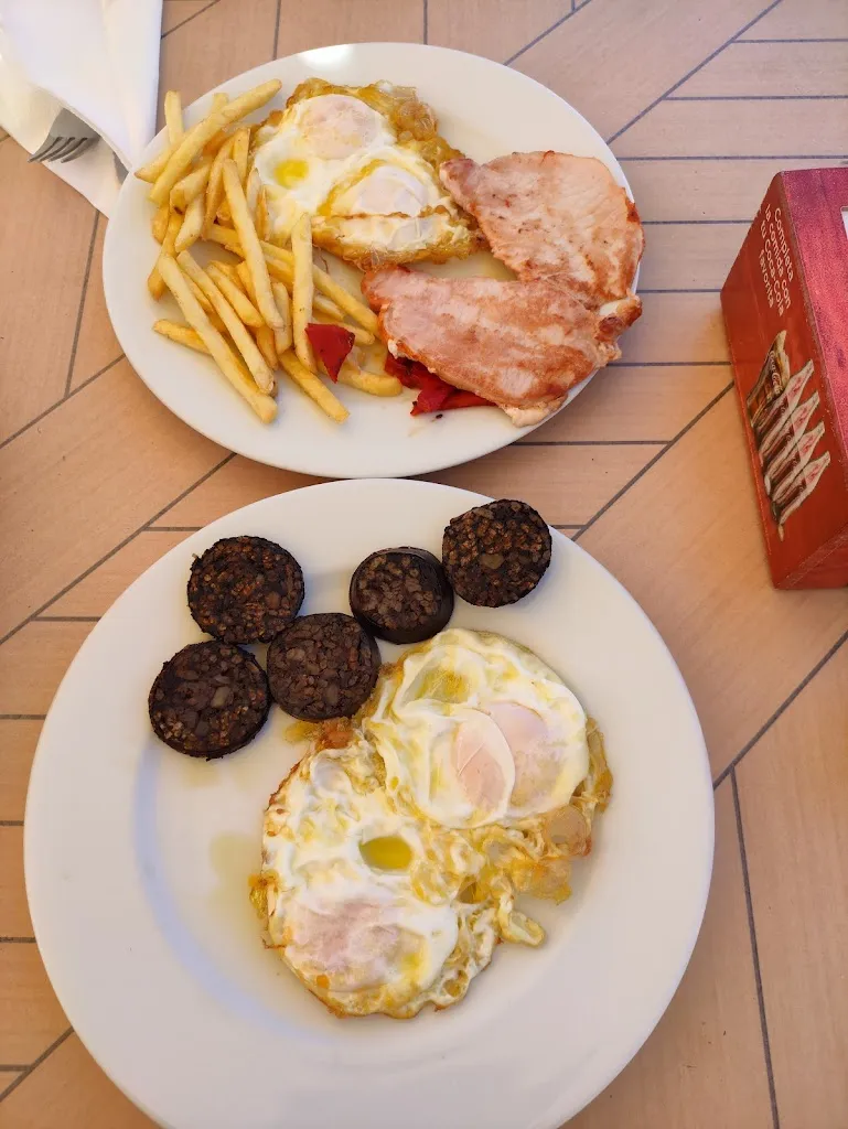 Bar La casa del abuelo restaurant in Hornillo El