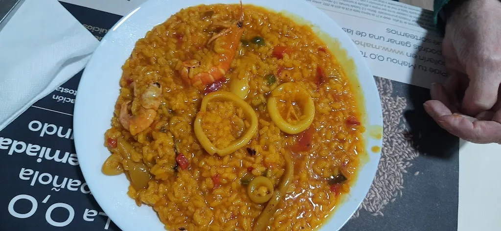 Leonardo Rodi e Kos_RESTAURANTE * Bar Asociación Cultural_Hornillo El_review