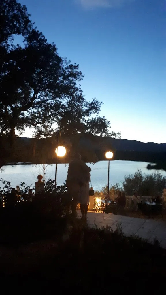 Brenda Regehr_Restaurante El Nautico_Hornillo El_review