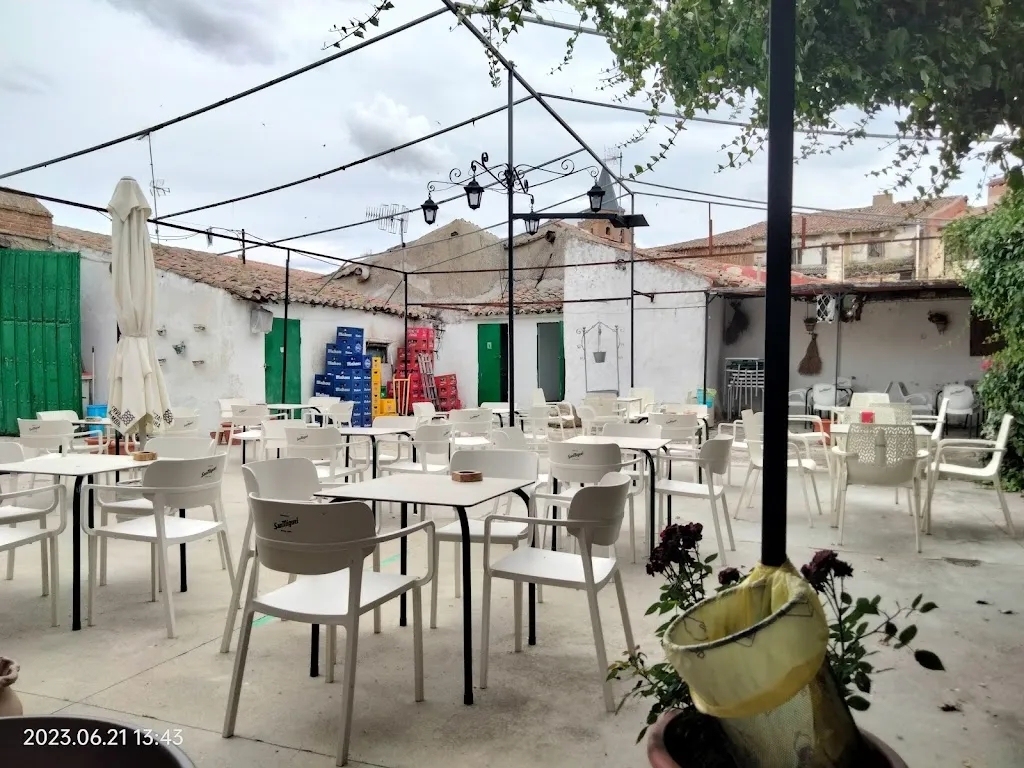 Los Ángeles ristorante a Madrigal de las Altas Torres