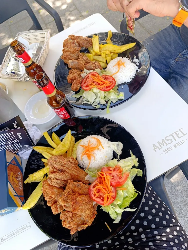 Esmeralda Iraheta_Marlen's Bar Restaurant_Marlín_review