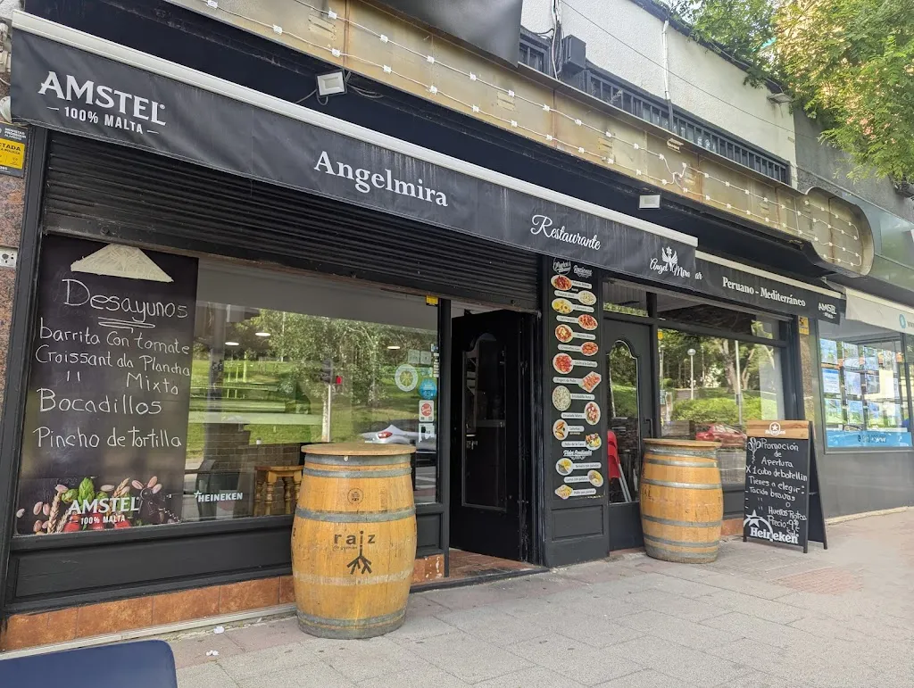 Marlen's Bar Restaurant restaurant in Marlín