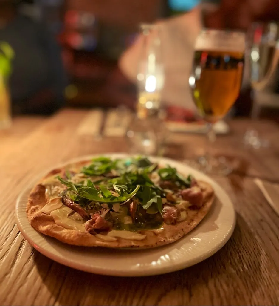 Vickii Dass_Makkila_Medinilla_review