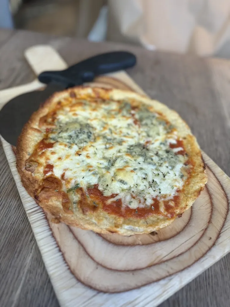 Daniela Psd_Makkila_Medinilla_review