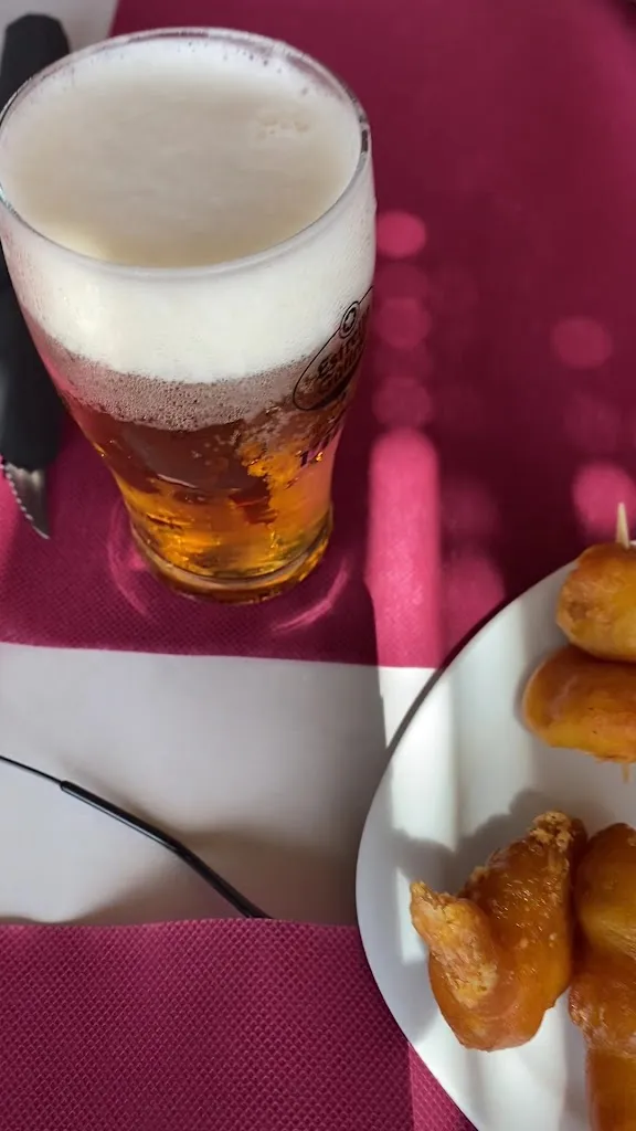 Mar RL_Kiosko Sanchivieco._Hoyos del Collado_review