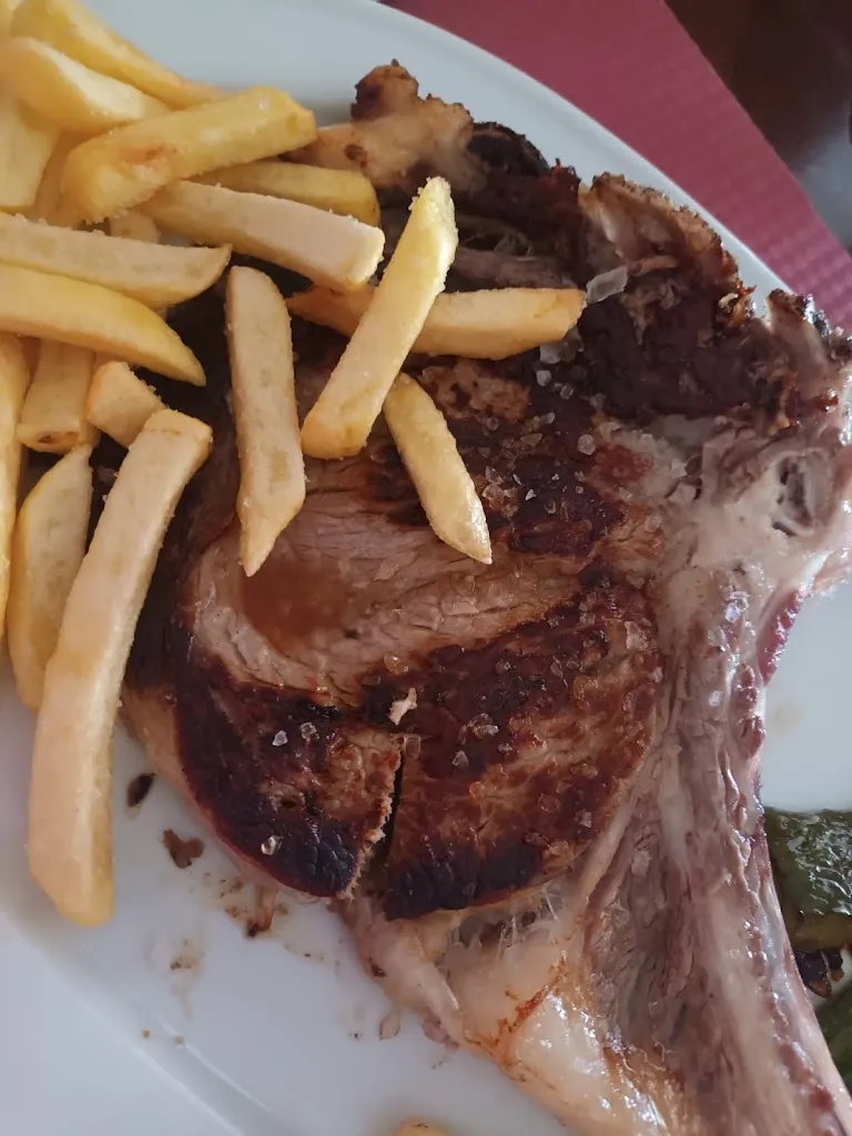 JCM_Cafeteria El Plantio_Hoyos del Collado_review