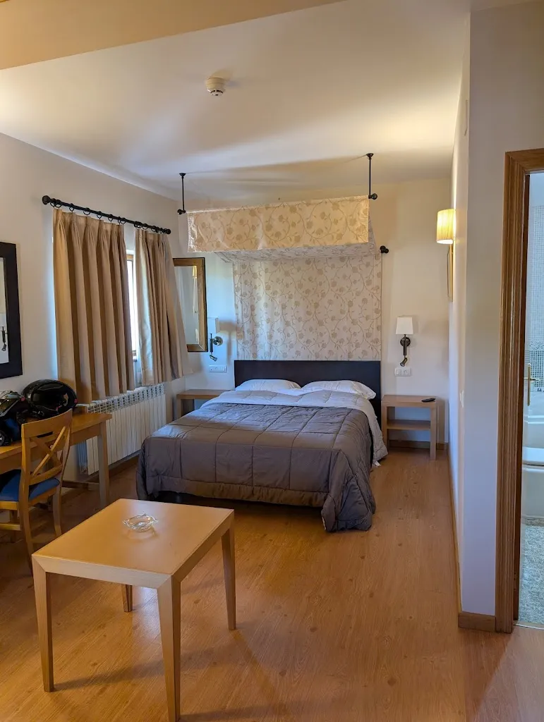 Hotel Galayos_Hoyos del Collado_slider_image_2