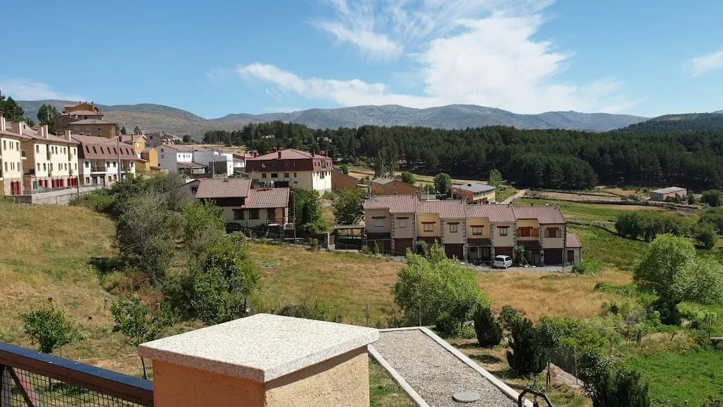 Hotel JJ_Hoyos del Collado_slider_image_2