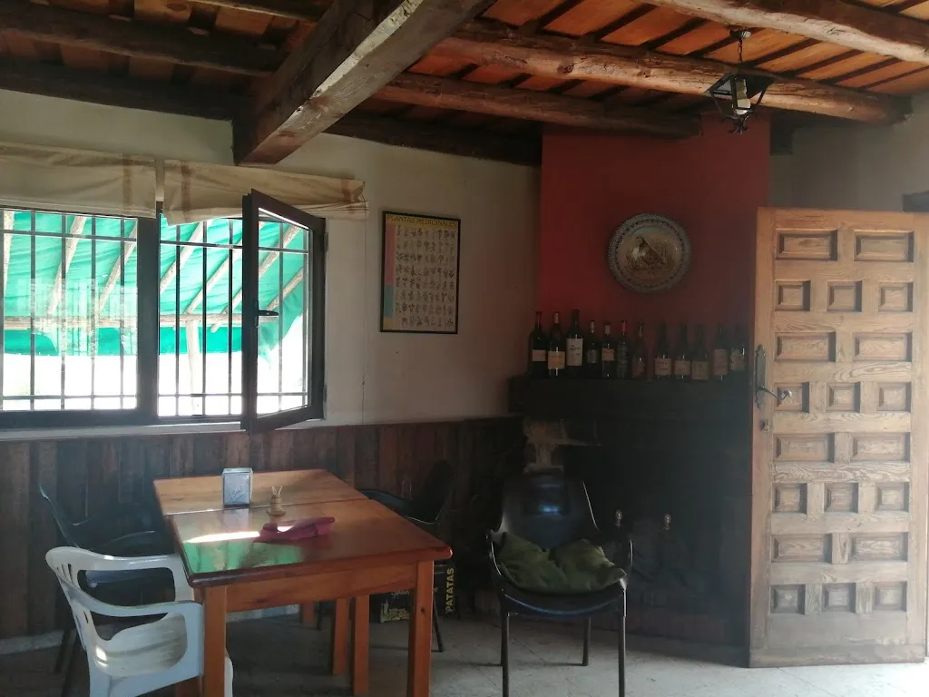 Bar La Serrería_Hoyos del Collado_slider_image_3