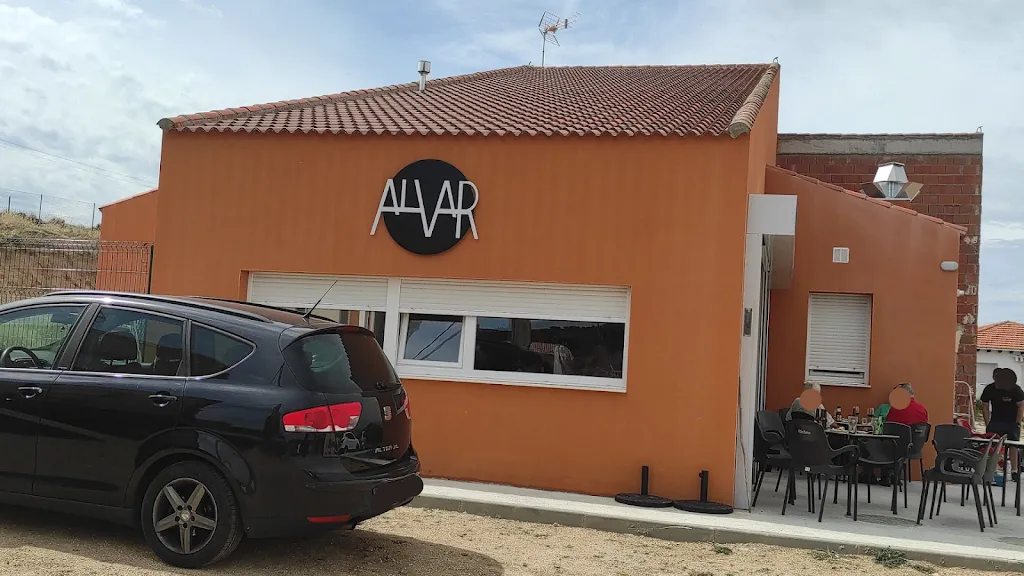 BAR ALVAR restaurant in Mironcillo