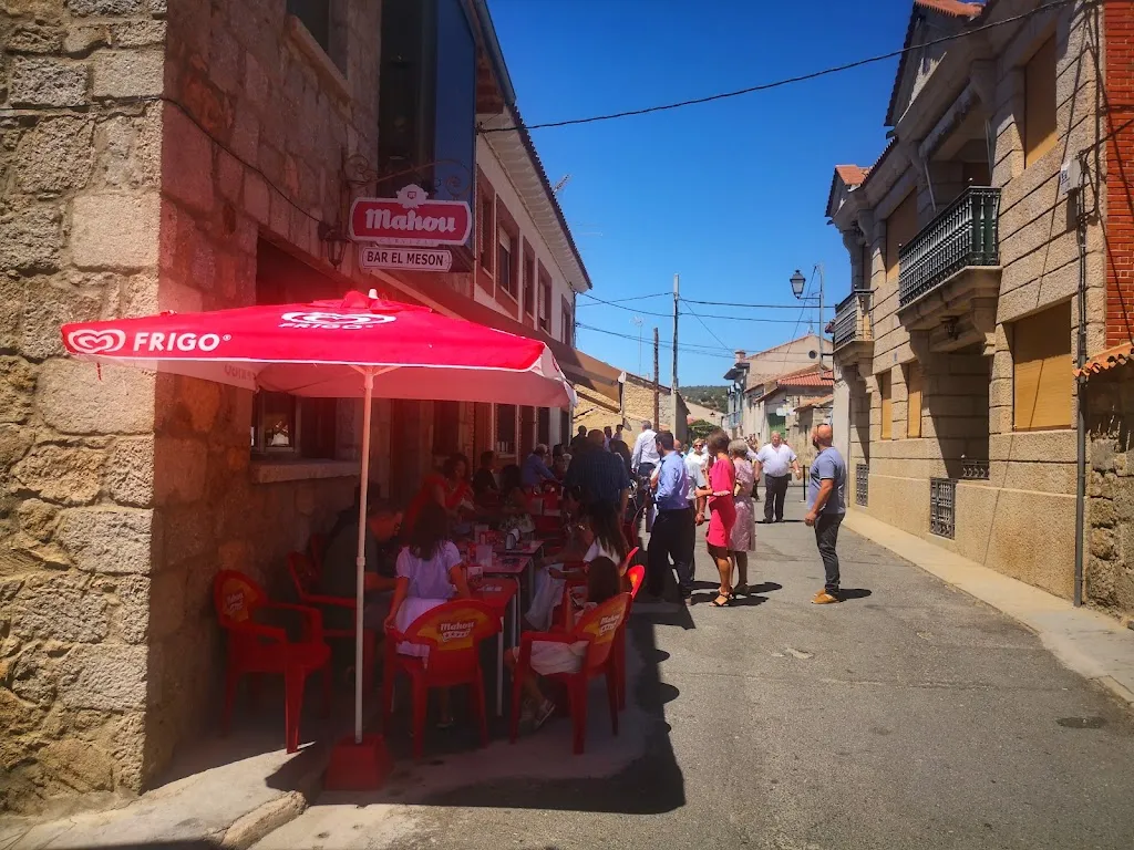 Bar El Mesón_Muñogalindo_slider_image_3