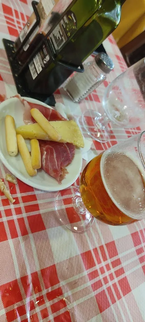 arantza sanchez_Cafetería de Mijares_Mijares_recensione