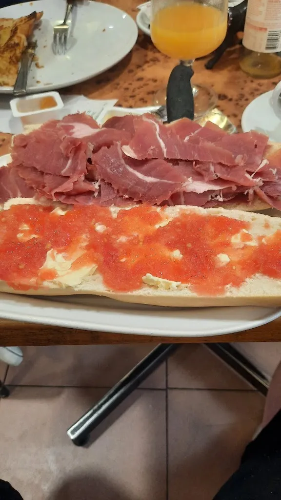 Cafetería de Mijares_Mijares_slider_image_2