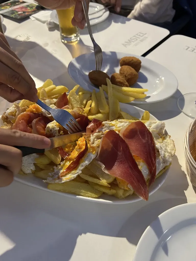 Jorge Martín Ordás_Bar Carlos_Mijares_review