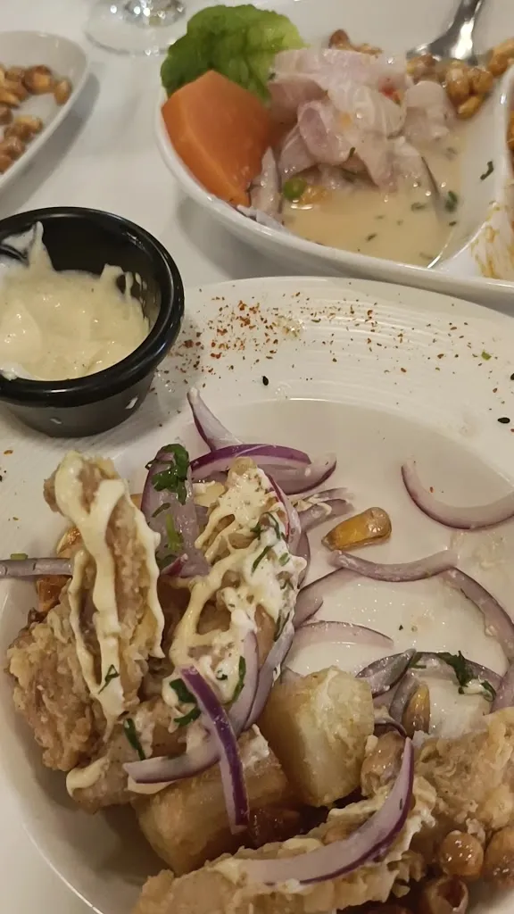 Limanta Vallecas Restaurante Peruano_Muñico_slider_image_2