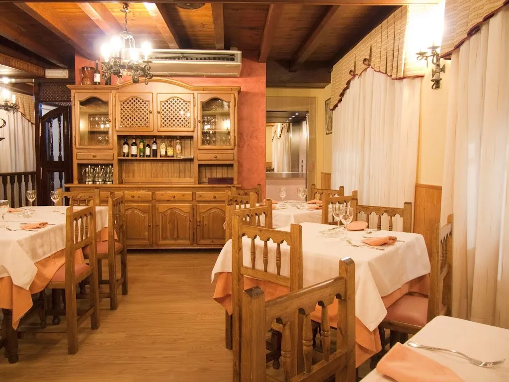 Bar Restaurante Florentino_Narrillos del Rebollar_slider_image_3