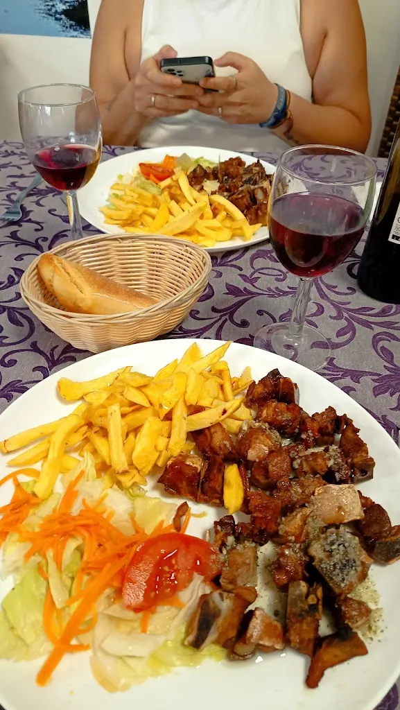 jose miguel puente_Bar restaurante el rollo_Muñosancho_review