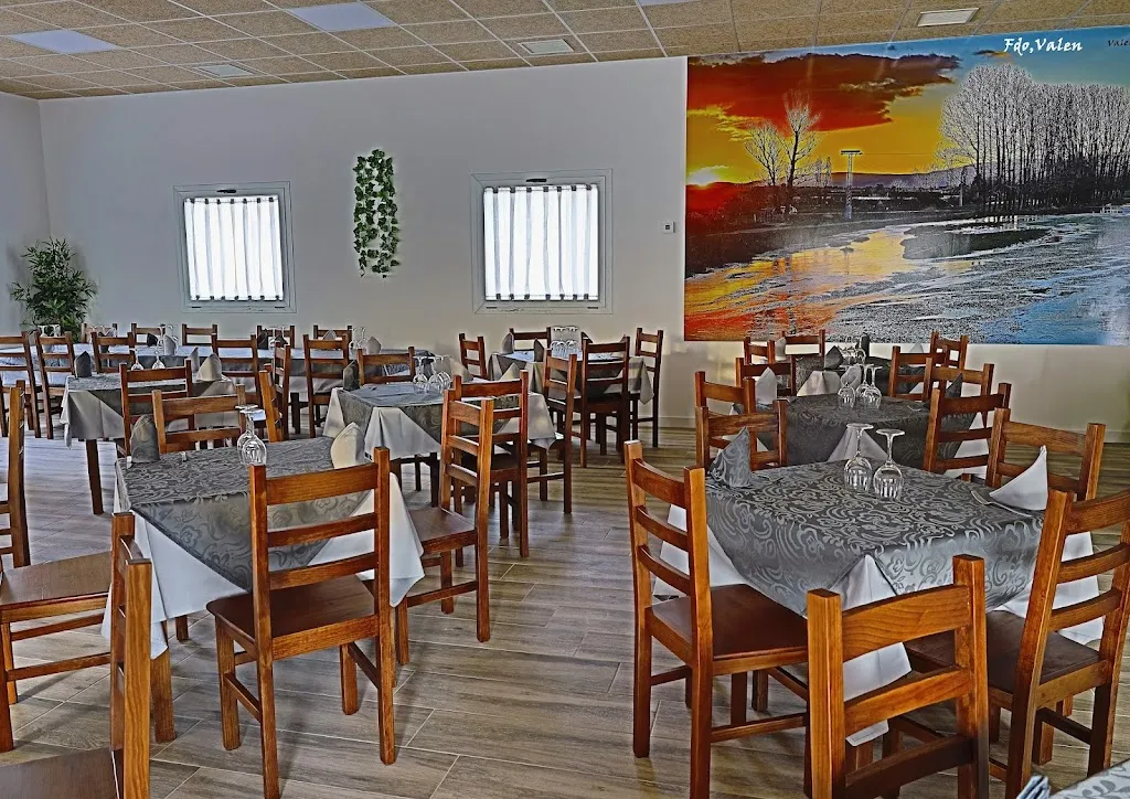 Bar restaurante el rollo_Muñosancho_slider_image_3