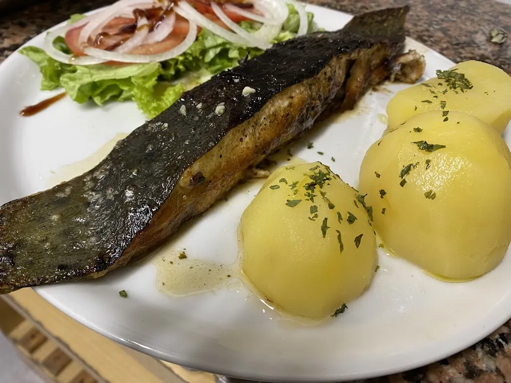 O Escudo Tierra y Mar Braseria_Ferrol_slider_image_3