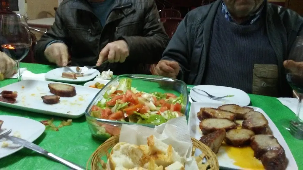 El Castillo_Narros de Saldueña_slider_image_3