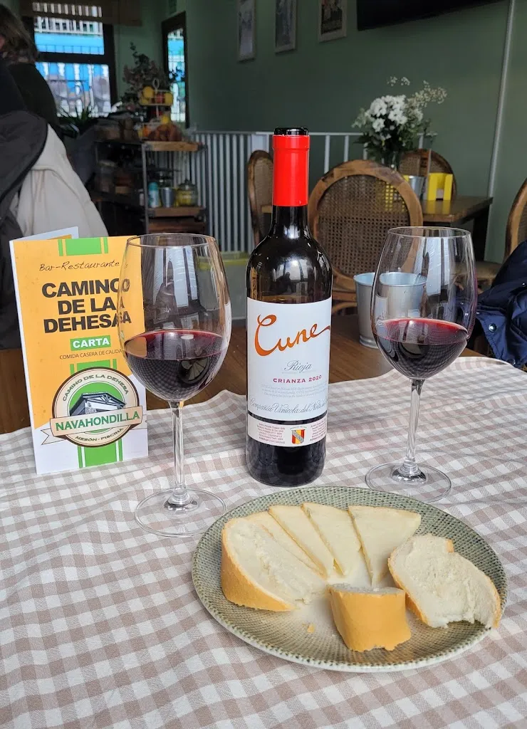 Juan Luis Razola_Mesón Camino de la Dehesa_Navahondilla_review