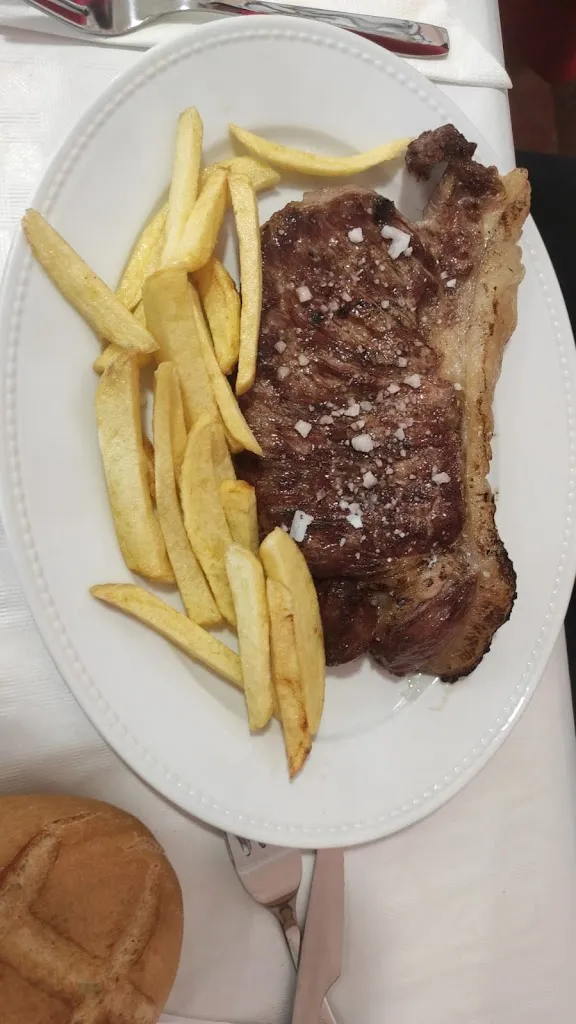 Menu_LA PINEDA Hostal - Restaurante_Nava del Barco_image_7